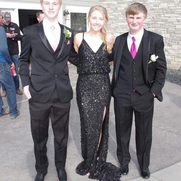 Prom Dress - Picture 6 of 7